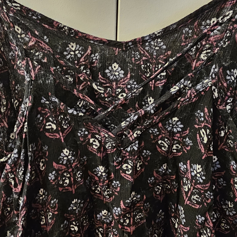 Mossimo Floral Black Spaghetti Strap Top - Size XL - Picture 5 of 5